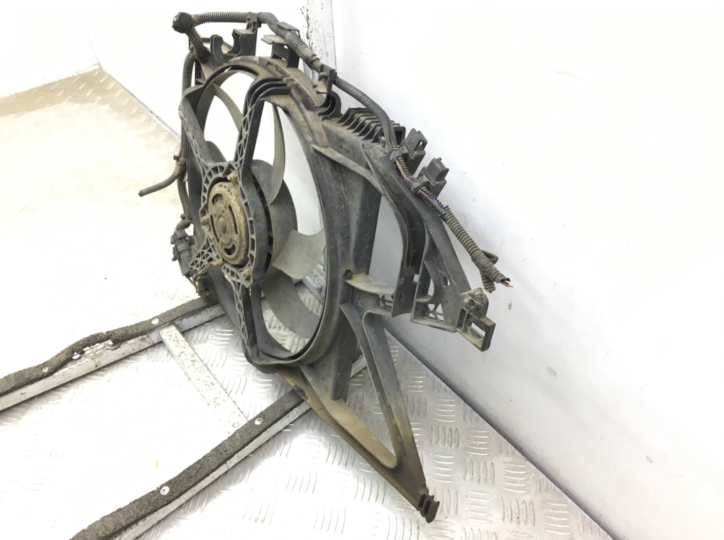 Вентилятор радиатора бу для Opel Corsa C 1.2 i, 2005 г. Вентилятор радиатора бу для Opel Corsa C 1.2 i, 2005 г.