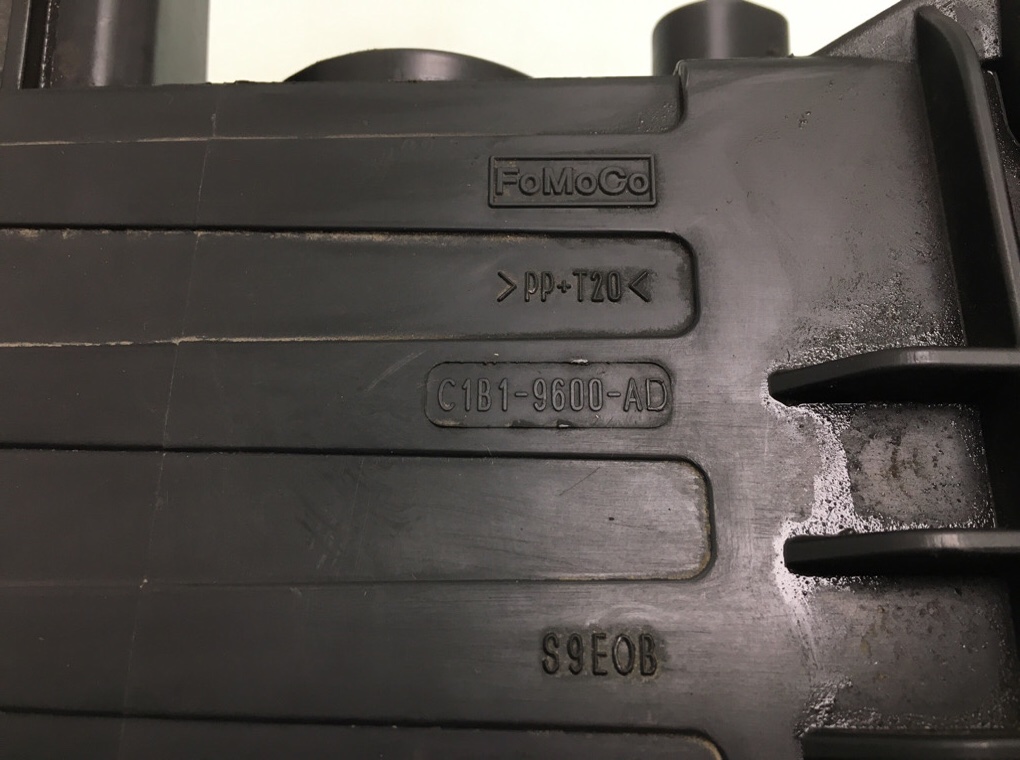 Корпус воздушного фильтра бу для Ford Fiesta 6 1.0 i,  2013 г.