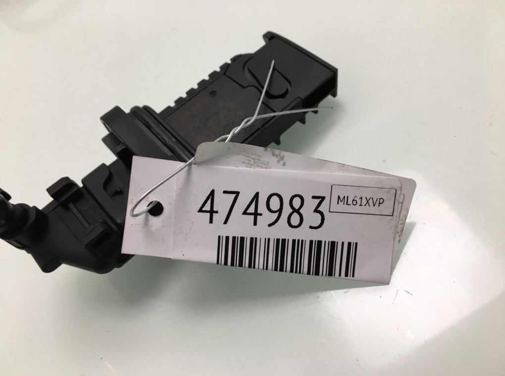 Расходомер воздуха бу для BMW 1 F20/F21 2.0 TD,  2011 г.