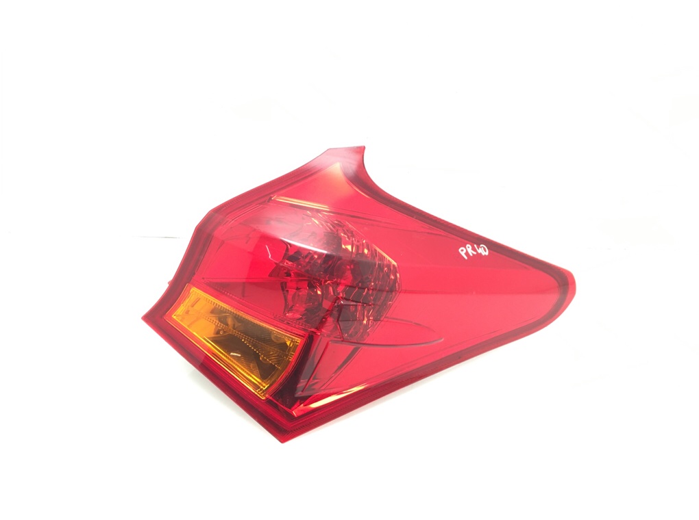 Фонарь задний правый бу для Toyota Auris 2 1.4 TD, 2014 г.