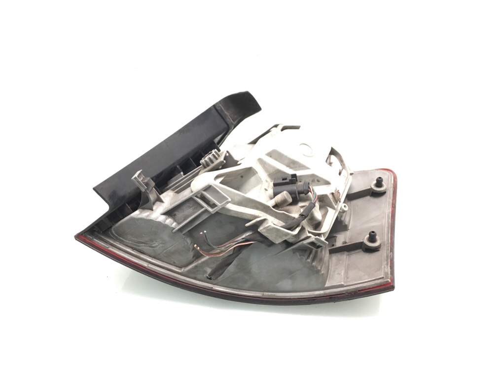 Фонарь задний левый бу для Audi A4 B7 2.0 TDi, 2007 г. Фонарь задний левый бу для Audi A4 B7 2.0 TDi, 2007 г.