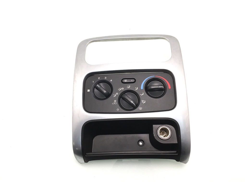 Блок управления печки/климат-контроля бу для Jeep Cherokee KJ 3.7 i, 2004 г.