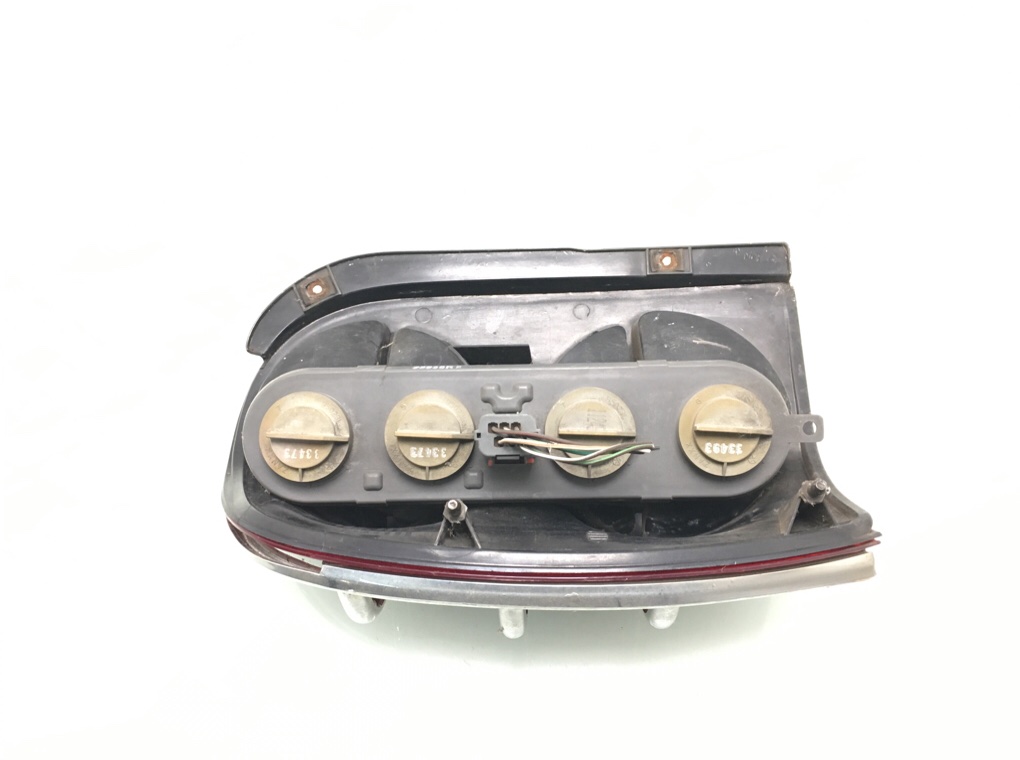 Фонарь задний правый бу для Jeep Cherokee KJ 3.7 i,  2004 г.