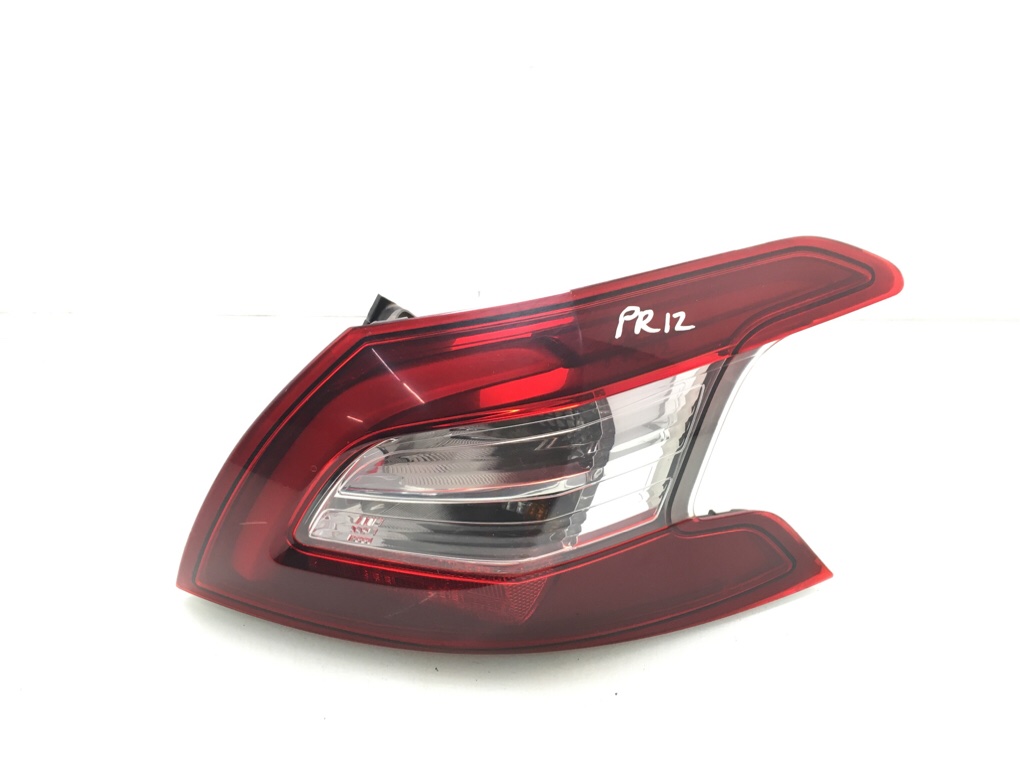 Фонарь задний правый бу для Peugeot 308 T9 1.6 HDi, 2014 г.