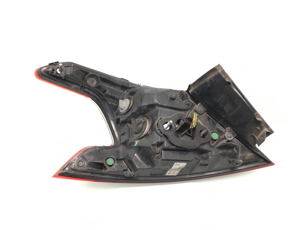 Фонарь задний правый бу для Peugeot 308 T9 1.6 HDi, 2014 г. Фонарь задний правый бу для Peugeot 308 T9 1.6 HDi, 2014 г.