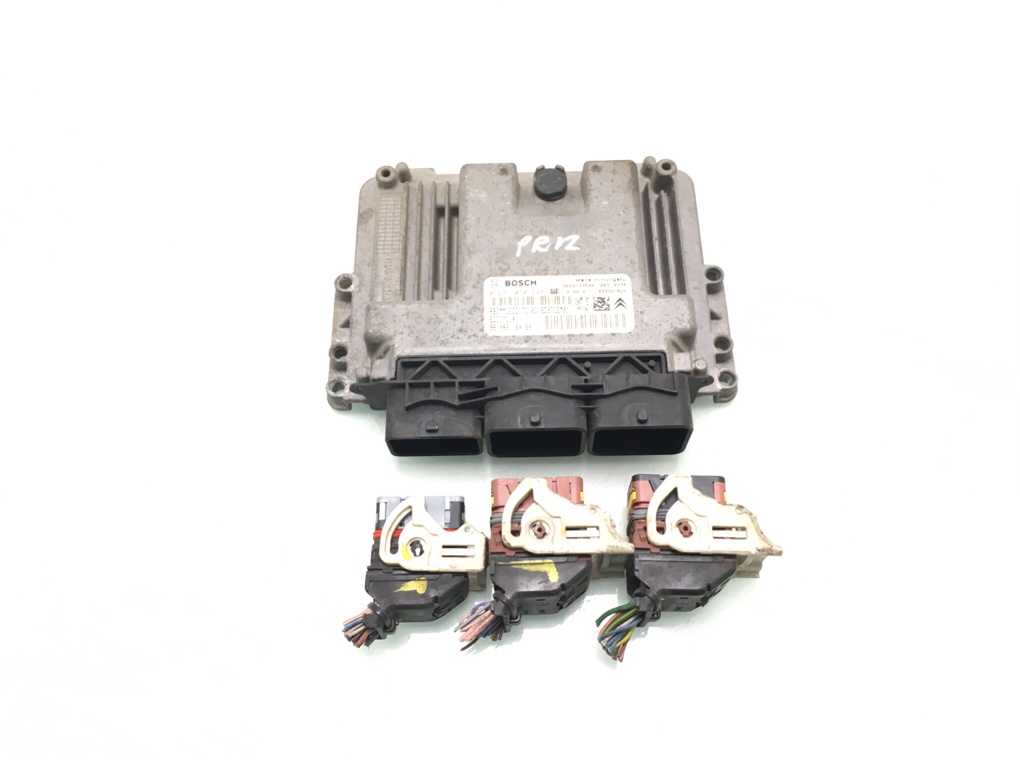 Блок управления двигателем бу для Peugeot 308 T9 1.6 HDi, 2014 г.