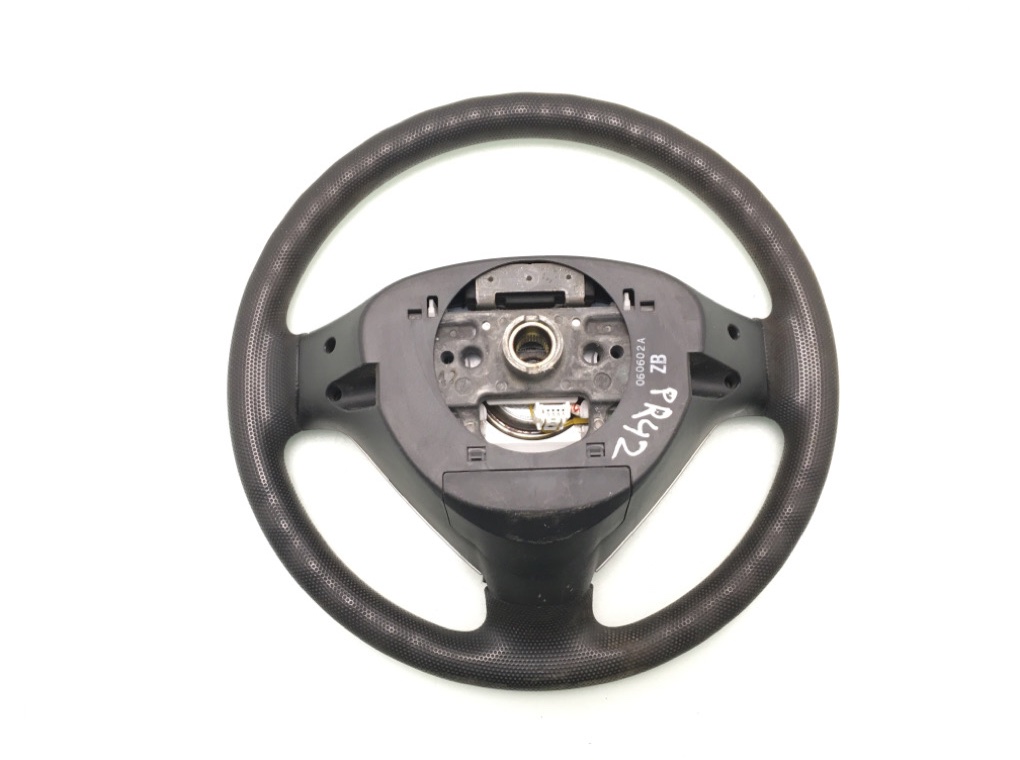 Руль бу для Honda Jazz 1 1.3 i, 2006 г. Руль бу для Honda Jazz 1 1.3 i, 2006 г.