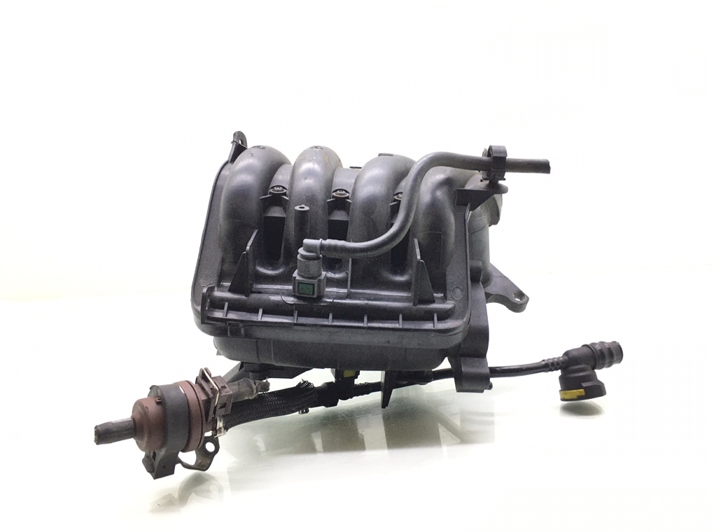 Коллектор впускной бу для Citroen C3 1 1.4 i, 2007 г. Коллектор впускной бу для Citroen C3 1 1.4 i, 2007 г.