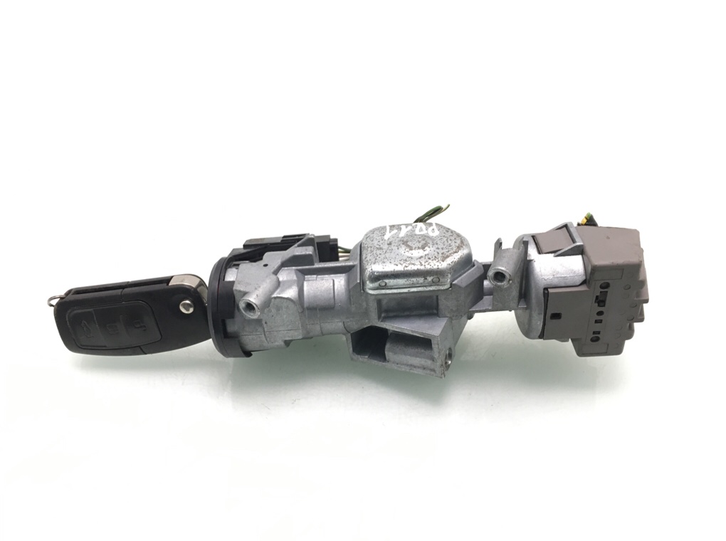 Замок зажигания бу для Ford C-Max 1 1.6 i, 2008 г. Замок зажигания бу для Ford C-Max 1 1.6 i, 2008 г.