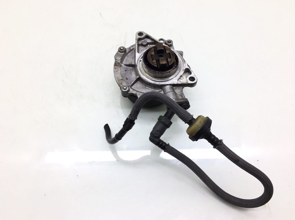 Насос вакуумный бу для Peugeot 207 1 1.6 i, 2007 г. Насос вакуумный бу для Peugeot 207 1 1.6 i, 2007 г.