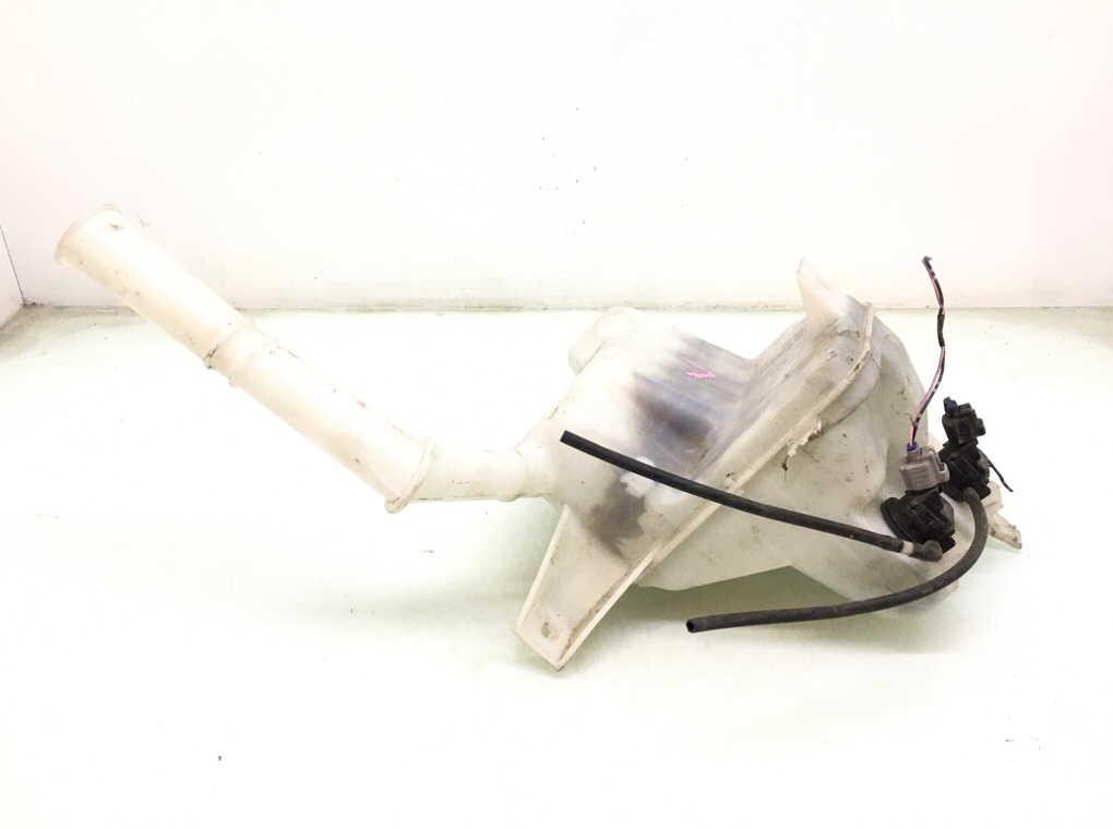 Бачок омывателя бу для Mazda 6  2 2.2 TD,  2010 г.