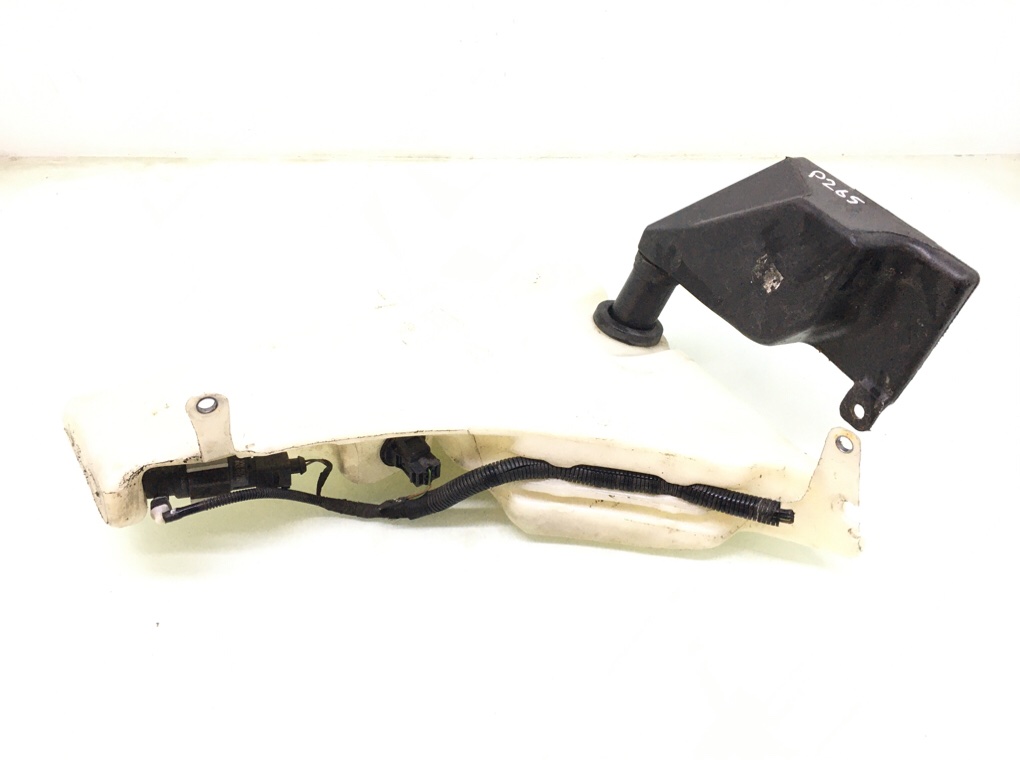 Бачок омывателя бу для Audi A5 2.0 TFSi, 2009 г. Бачок омывателя бу для Audi A5 2.0 TFSi, 2009 г.