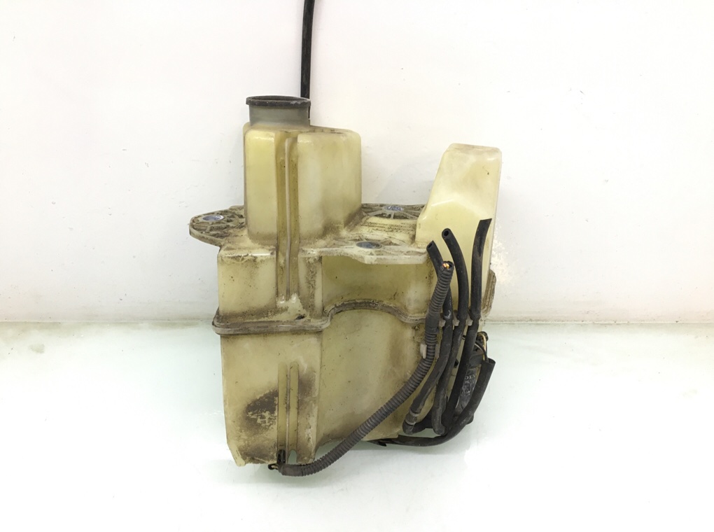 Бачок омывателя бу для Volvo V70 2 2.4 i, 2000 г.