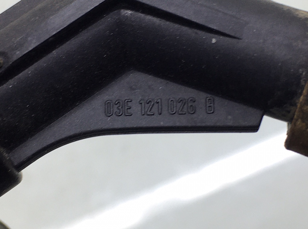 Фланец (тройник) системы охлаждения бу для Volkswagen Polo 4 1.2 i,  2002 г.