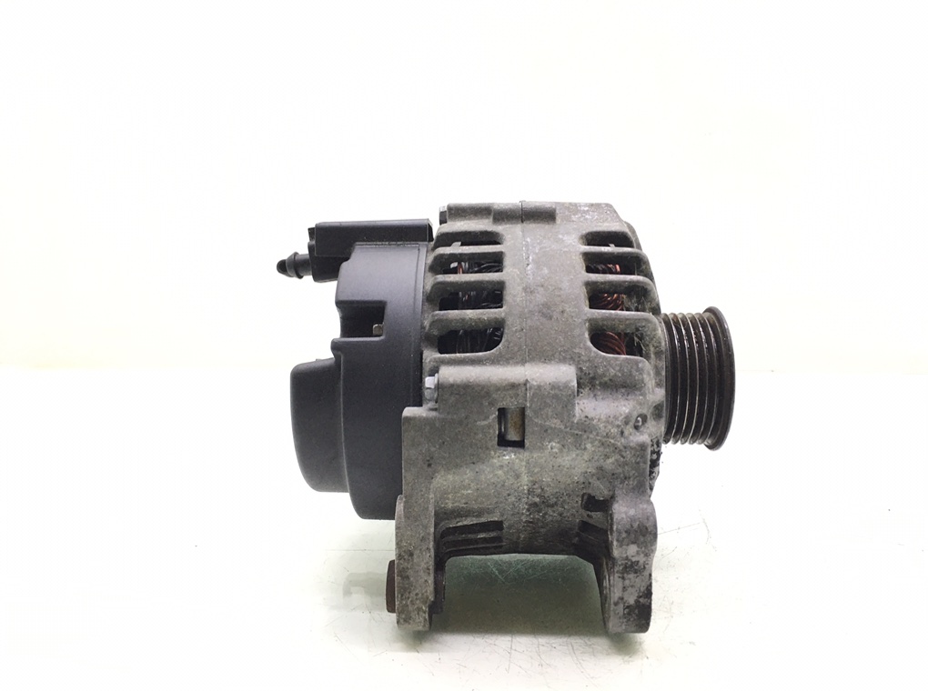 Генератор бу для Volkswagen Polo 4 1.2 i,  2002 г.