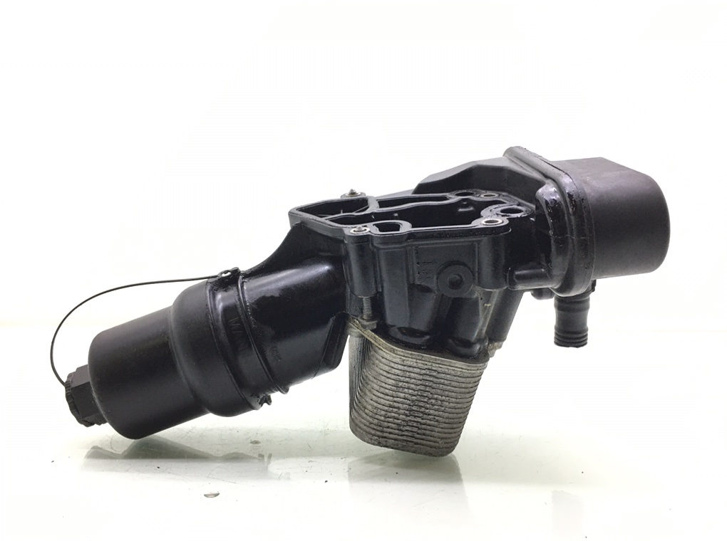 Корпус масляного фильтра бу для Audi A4 B7 2.0 TFSI, 2007 г. Корпус масляного фильтра бу для Audi A4 B7 2.0 TFSI, 2007 г.