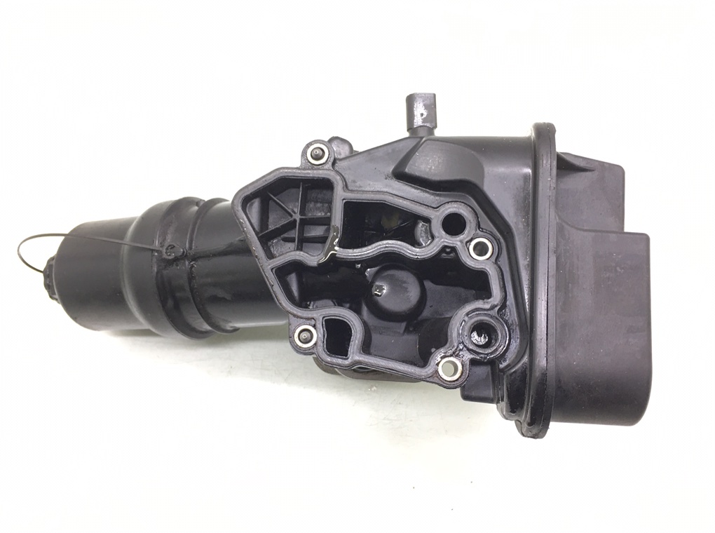 Корпус масляного фильтра бу для Audi A4 B7 2.0 TFSI, 2007 г. Корпус масляного фильтра бу для Audi A4 B7 2.0 TFSI, 2007 г.