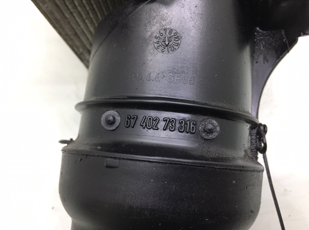 Корпус масляного фильтра бу для Audi A4 B7 2.0 TFSI, 2007 г. Корпус масляного фильтра бу для Audi A4 B7 2.0 TFSI, 2007 г.