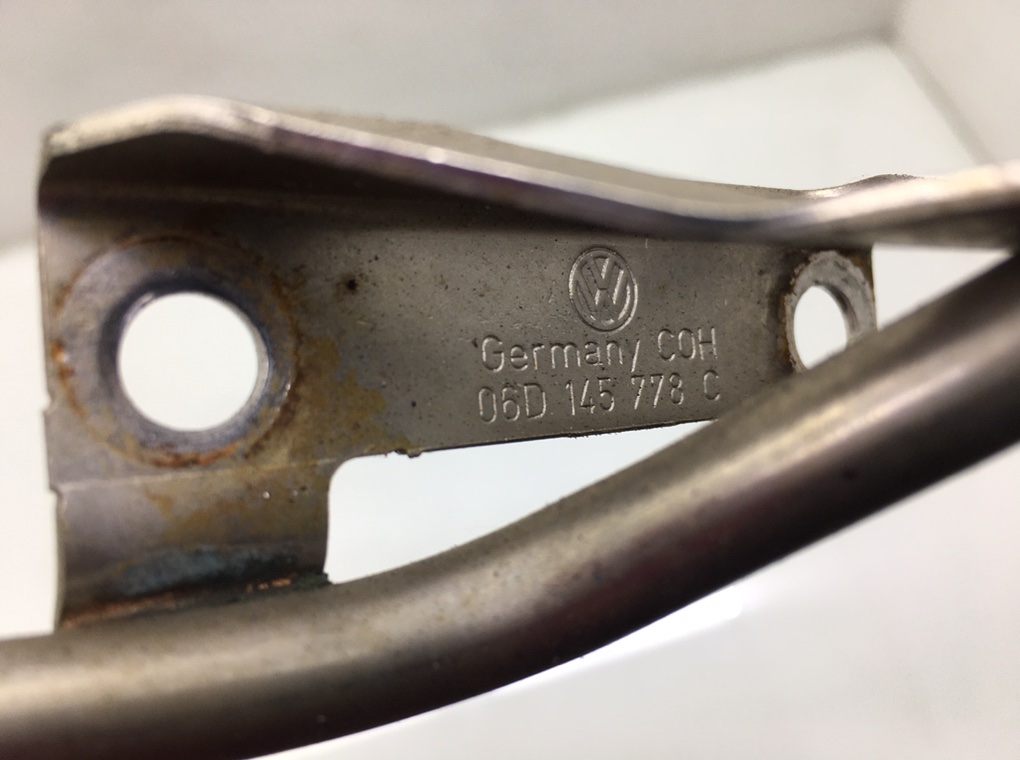 Масляная трубка турбины бу для Audi A4 B7 2.0 TFSI,  2005 г.