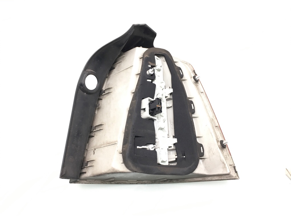 Фонарь задний левый бу для Opel Zafira B 1.9 CDTi, 2010 г. Фонарь задний левый бу для Opel Zafira B 1.9 CDTi, 2010 г.