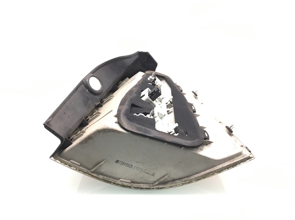 Фонарь задний левый бу для Opel Zafira B 1.9 CDTi, 2010 г. Фонарь задний левый бу для Opel Zafira B 1.9 CDTi, 2010 г.