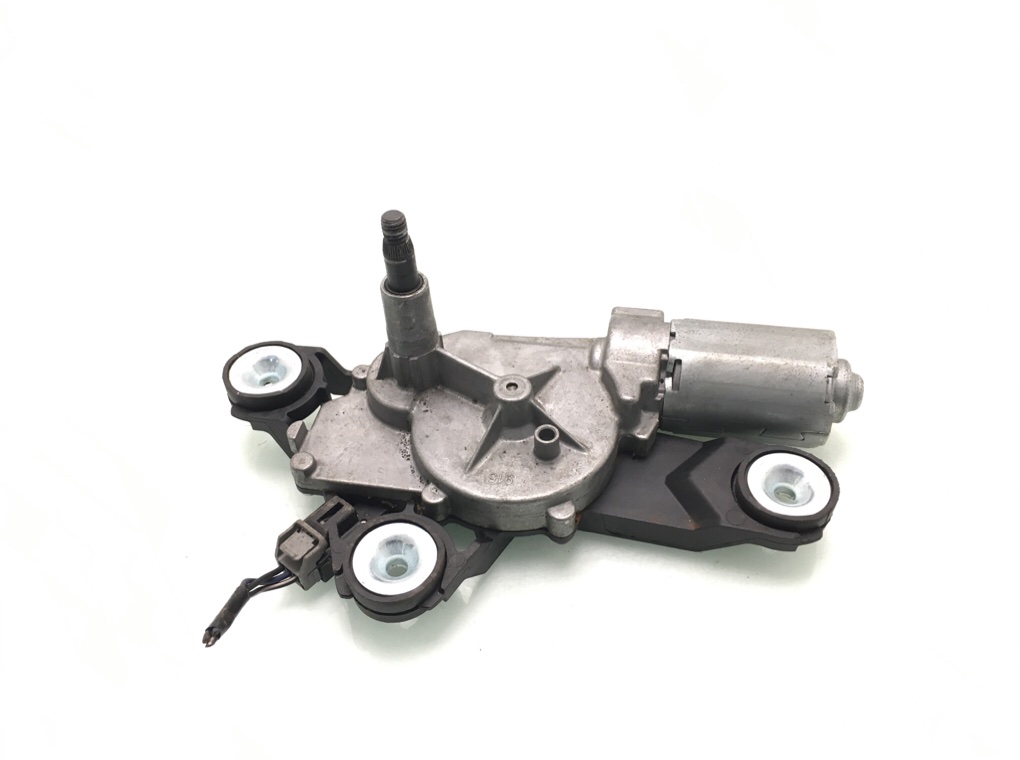 Моторчик заднего стеклоочистителя (дворника) бу для Ford Mondeo 4 2.0 TDCi, 2008 г. Моторчик заднего стеклоочистителя (дворника) бу для Ford Mondeo 4 2.0 TDCi, 2008 г.