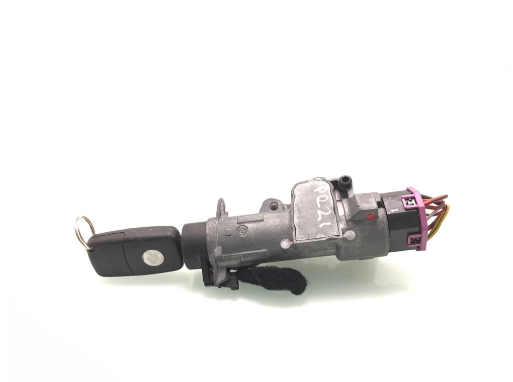 Замок зажигания бу для Volkswagen Passat B5 1.9 TDi, 2003 г. Замок зажигания бу для Volkswagen Passat B5 1.9 TDi, 2003 г.