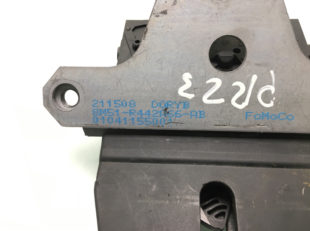 Замок багажника бу для Ford Mondeo 4 2.0 TDCi, 2008 г. Замок багажника бу для Ford Mondeo 4 2.0 TDCi, 2008 г.