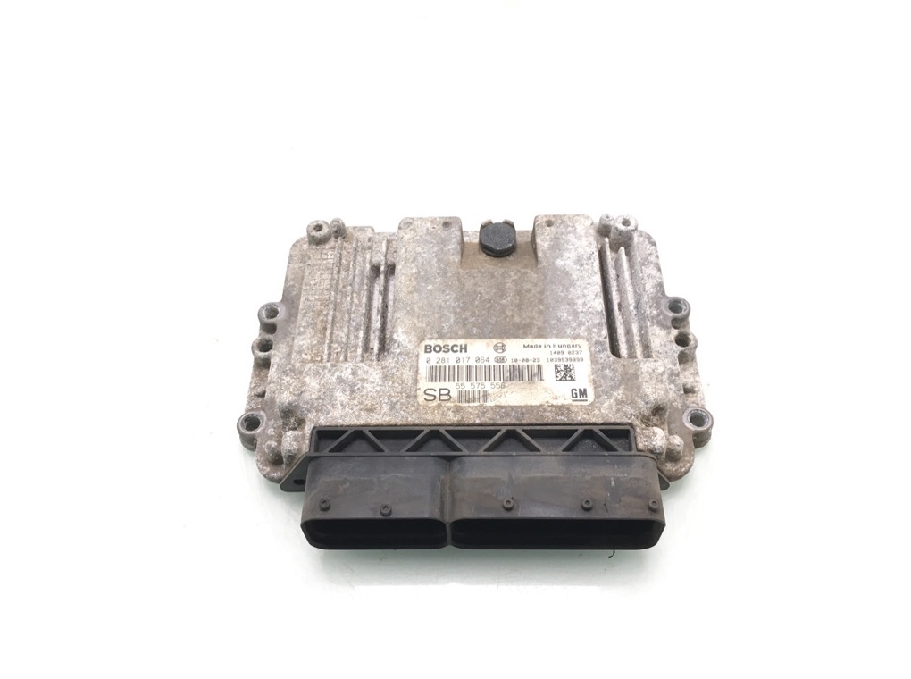 Блок управления двигателем бу для Opel Zafira B 1.9 CDTi, 2010 г.