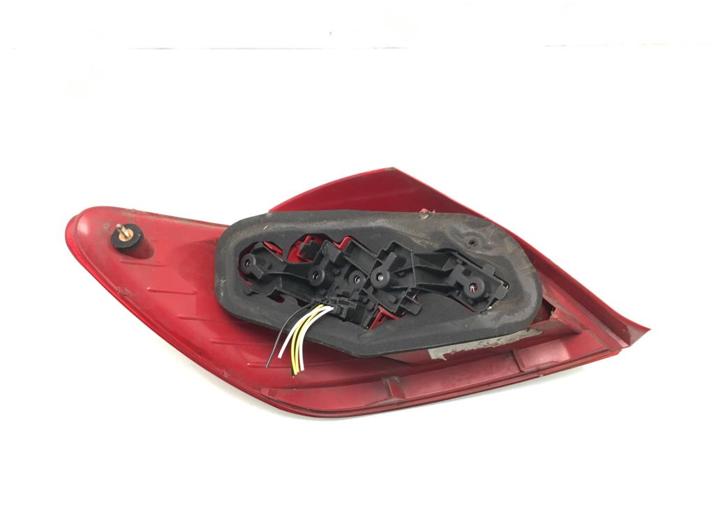 Фонарь задний правый бу для Peugeot 307  1.4 i,   г.