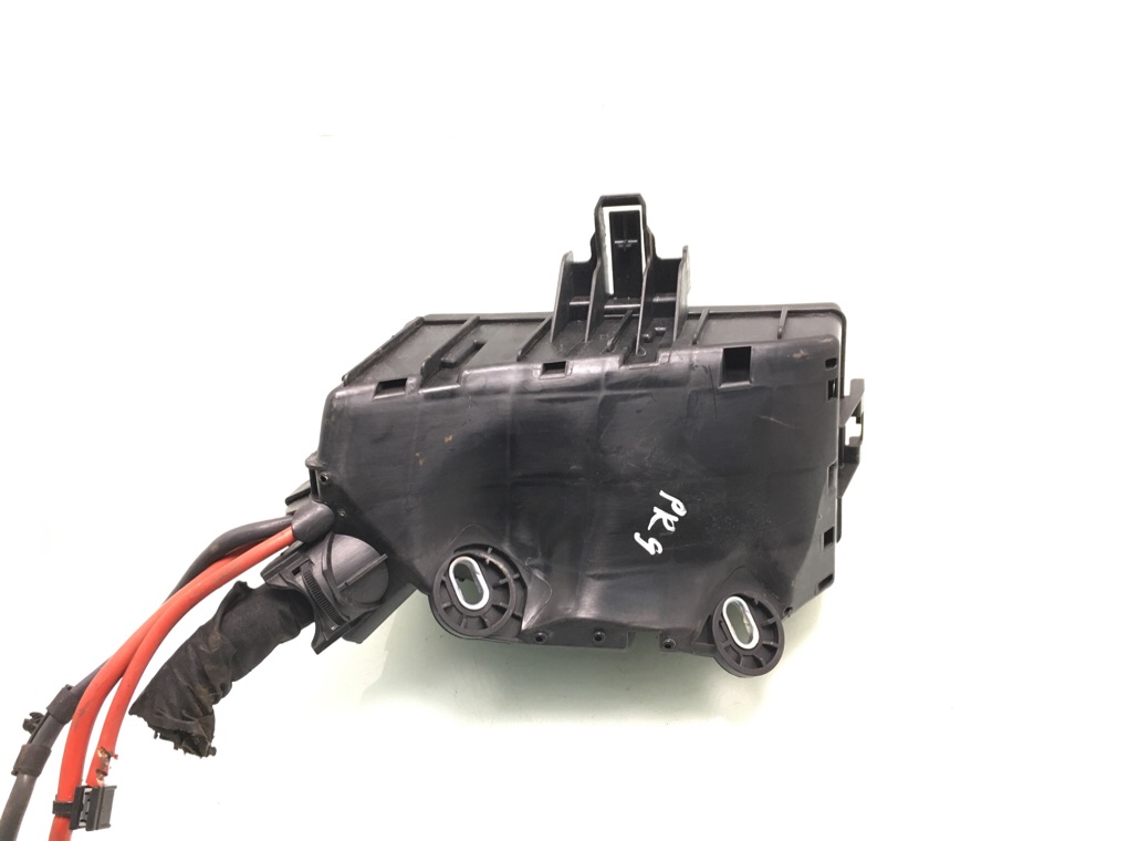 Блок предохранителей бу для Skoda Octavia A7 1.6 TDi, 2016 г. Блок предохранителей бу для Skoda Octavia A7 1.6 TDi, 2016 г.