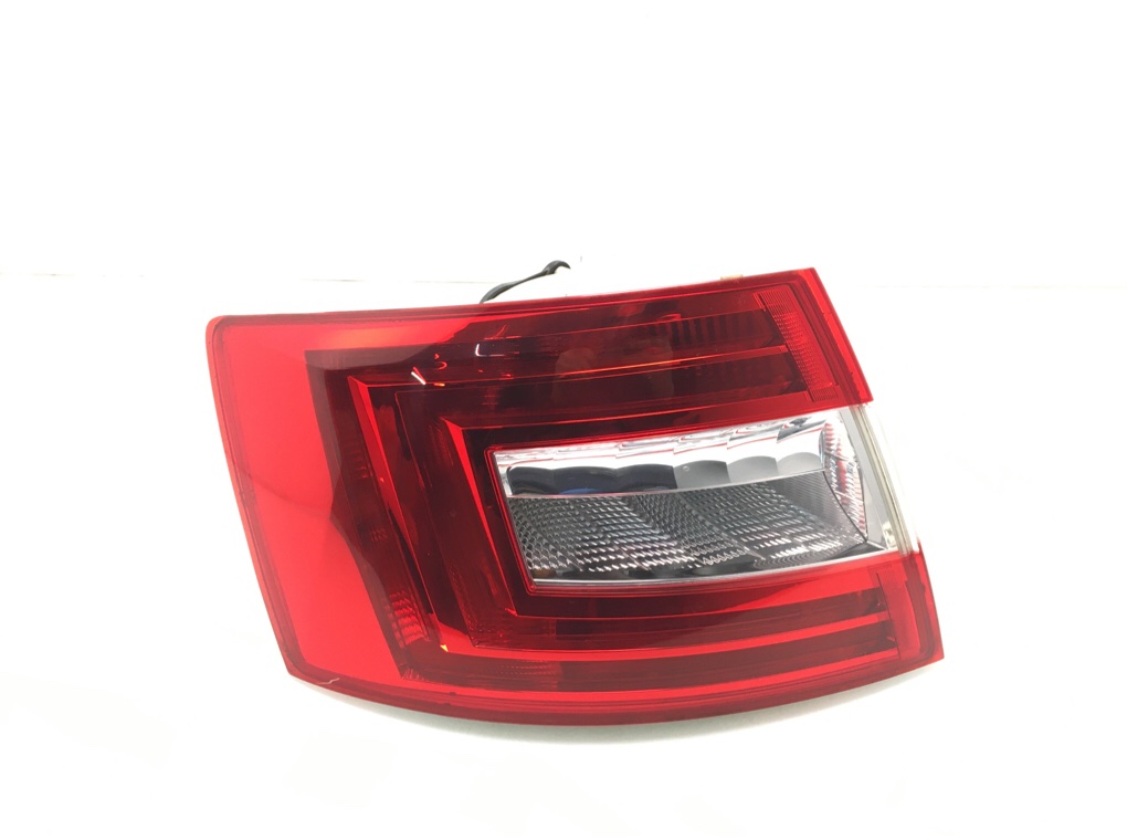 Фонарь задний левый бу для Skoda Octavia A7 1.6 TDi, 2016 г.