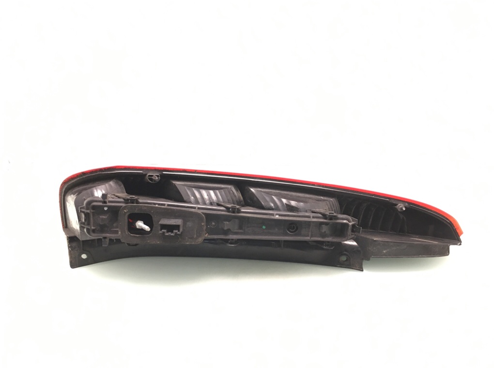 Фонарь задний правый бу для Ford Fiesta 5 1.4 i, 2004 г. Фонарь задний правый бу для Ford Fiesta 5 1.4 i, 2004 г.