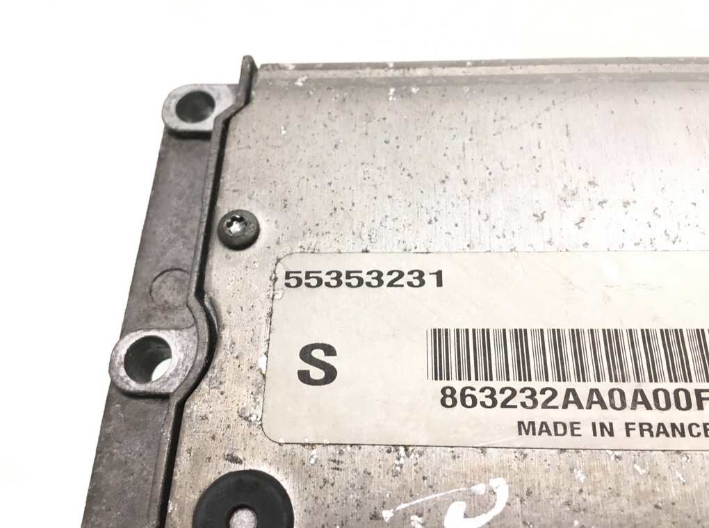 Блок управления двигателем бу для Saab 9-3 2 2.0 Ti, 2004 г. Блок управления двигателем бу для Saab 9-3 2 2.0 Ti, 2004 г.