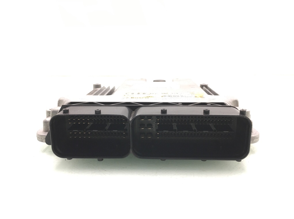 Блок управления двигателем бу для Audi A4 B8 2.0 TDi,  2009 г.