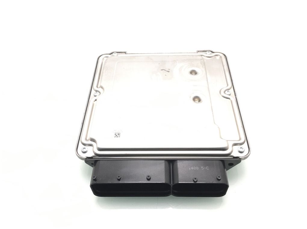 Блок управления двигателем бу для Audi A4 B8 2.0 TDi,  2009 г.