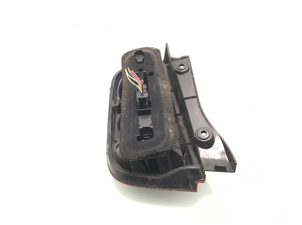 Фонарь задний правый бу для Nissan Micra K12 1.2 i, 2009 г. Фонарь задний правый бу для Nissan Micra K12 1.2 i, 2009 г.