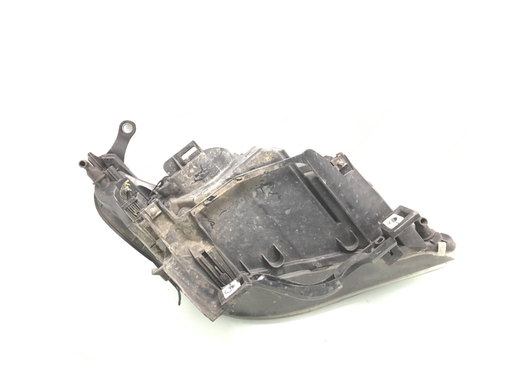 Фара левая бу для BMW 5 E60/E61 2.0 TD,  2009 г.