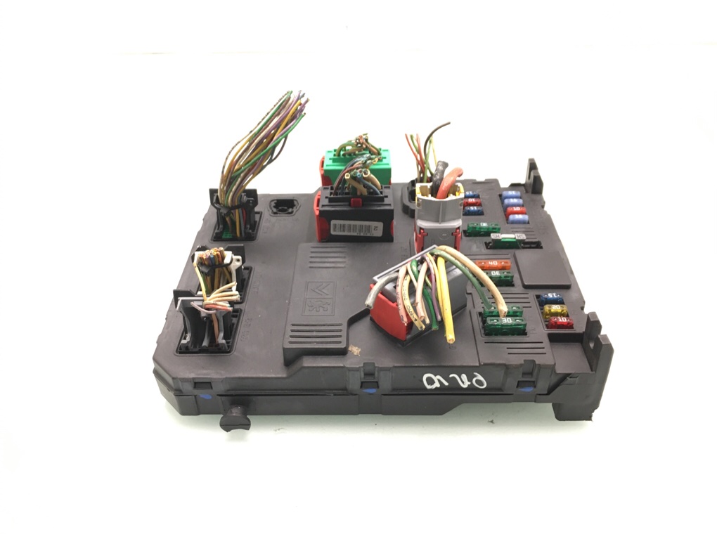 Блок комфорта бу для Citroen Xsara Picasso 2.0 HDi, 2004 г. Блок комфорта бу для Citroen Xsara Picasso 2.0 HDi, 2004 г.