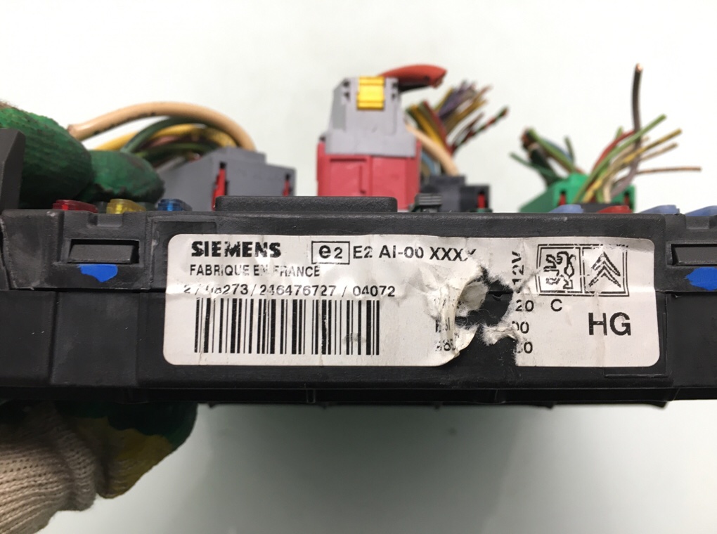 Блок комфорта бу для Citroen Xsara Picasso 2.0 HDi, 2004 г. Блок комфорта бу для Citroen Xsara Picasso 2.0 HDi, 2004 г.