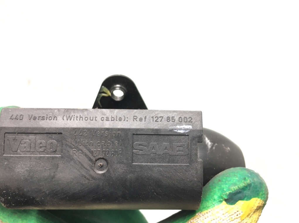 Замок багажника бу для Saab 9-3 2.0 Ti, 2005 г. Замок багажника бу для Saab 9-3 2.0 Ti, 2005 г.