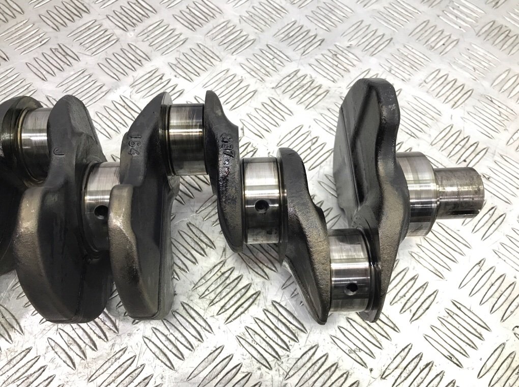 Коленвал бу для Nissan Primastar 1.9 DCi, 2004 г. Коленвал бу для Nissan Primastar 1.9 DCi, 2004 г.