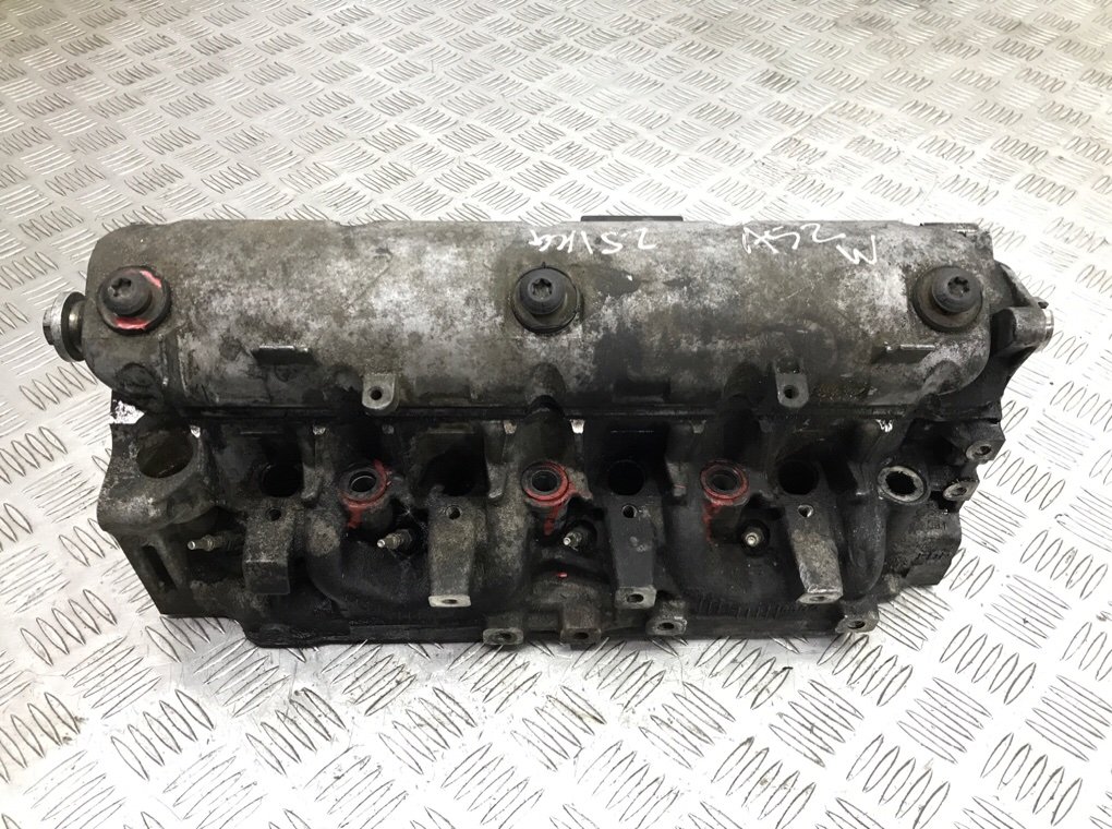 Головка блока цилиндров бу для Nissan Primastar 1.9 DCi, 2004 г.