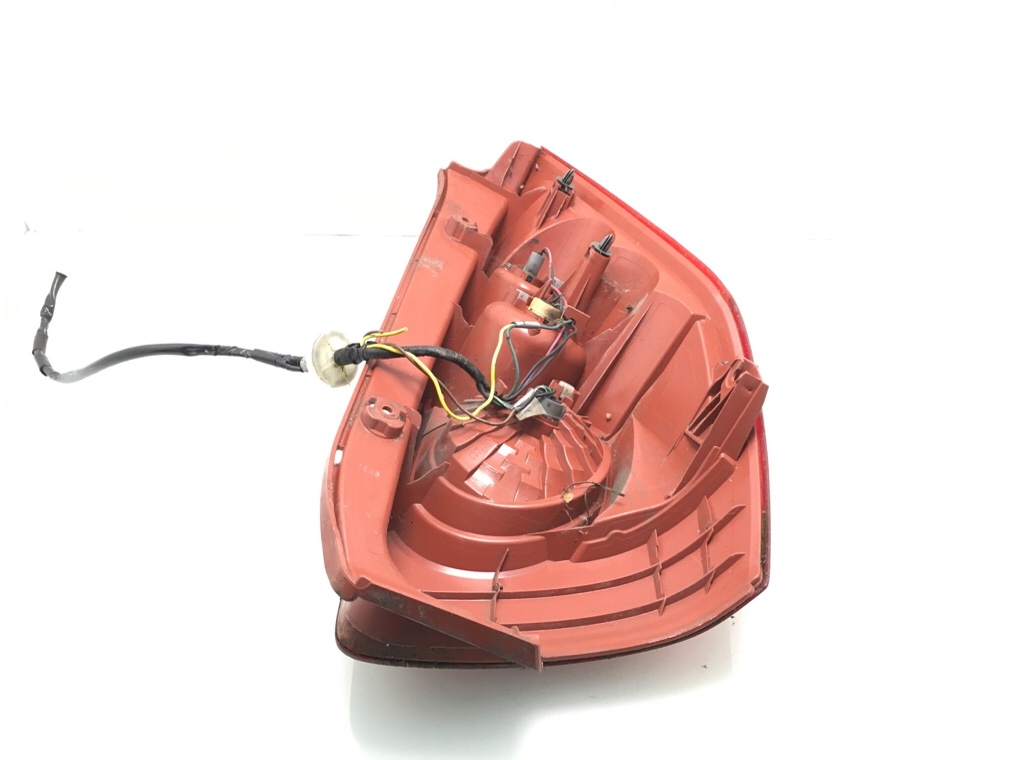 Фонарь задний левый бу для Mazda 5  2 2.0 i,  2006 г.