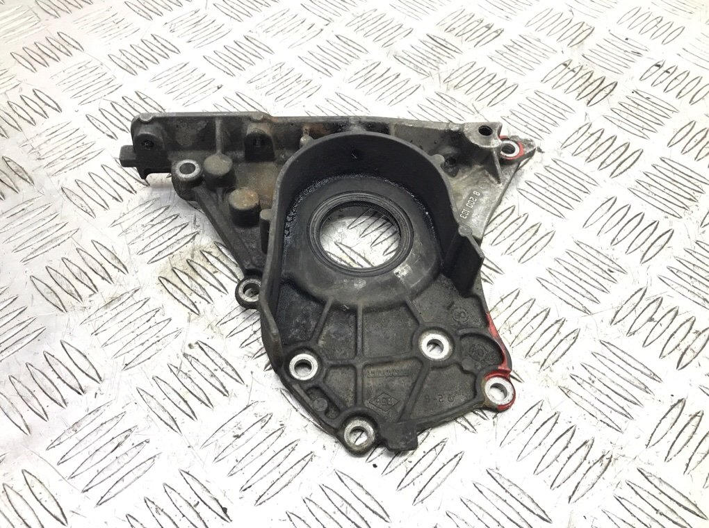 Крышка двигателя передняя бу для Nissan Primastar  1.9 DCi,  2004 г.