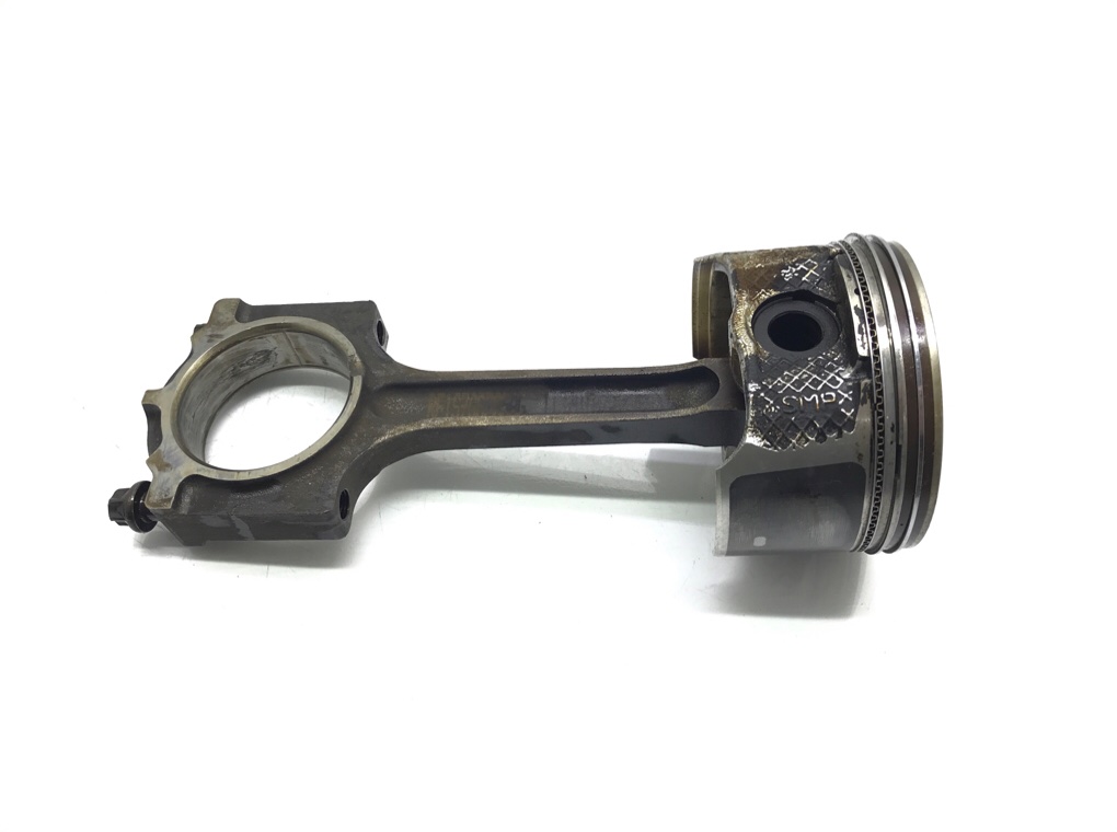 Поршень бу для Ford Focus 2 1.8 i,  2007 г.