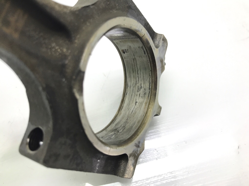 Поршень бу для Ford Focus 2 1.8 i,  2007 г.