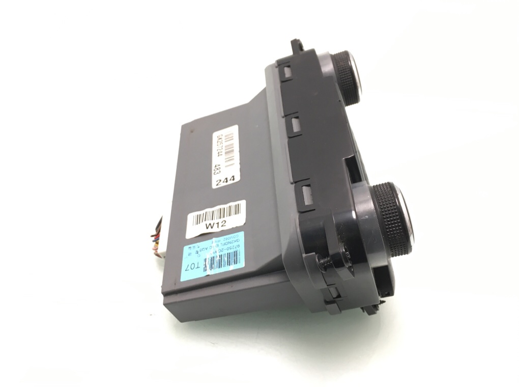 Блок управления печки/климат-контроля бу для Hyundai Coupe 2 2.0 i, 2007 г. Блок управления печки/климат-контроля бу для Hyundai Coupe 2 2.0 i, 2007 г.