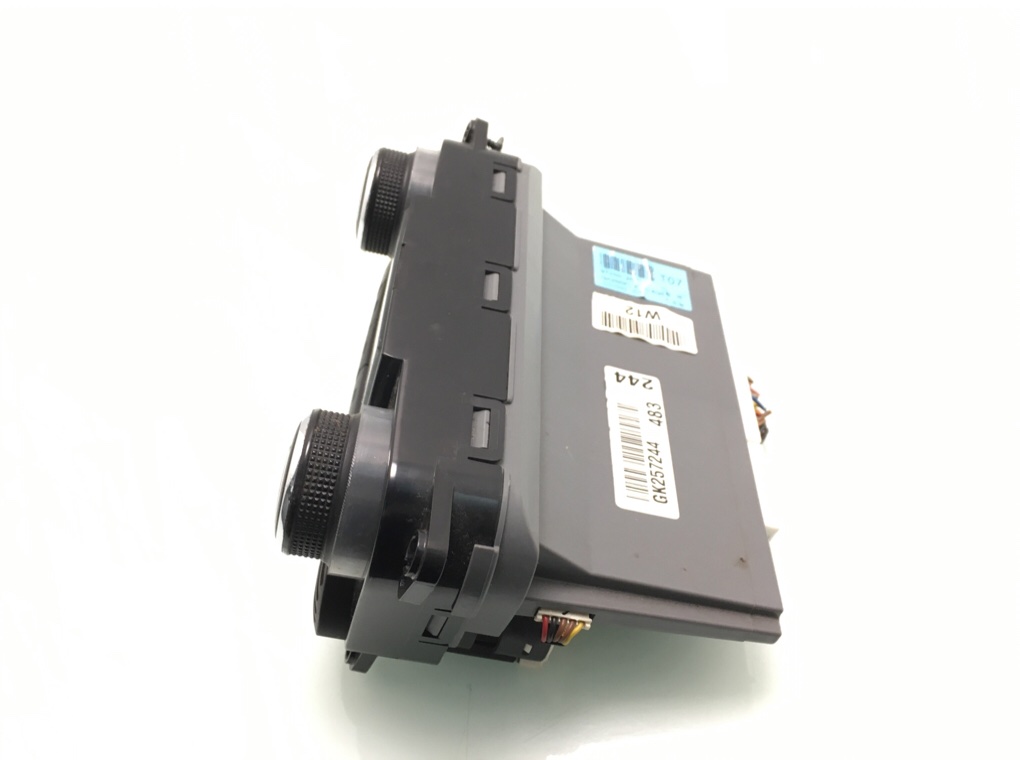 Блок управления печки/климат-контроля бу для Hyundai Coupe 2 2.0 i, 2007 г. Блок управления печки/климат-контроля бу для Hyundai Coupe 2 2.0 i, 2007 г.