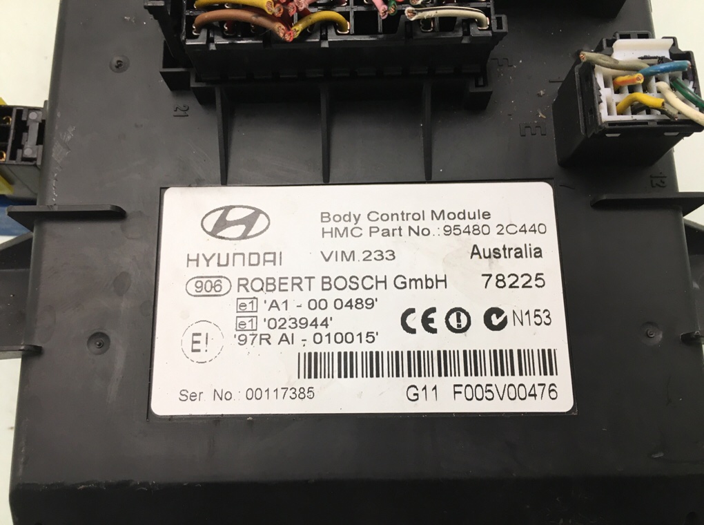 Блок предохранителей бу для Hyundai Coupe 2 2.0 i, 2007 г. Блок предохранителей бу для Hyundai Coupe 2 2.0 i, 2007 г.